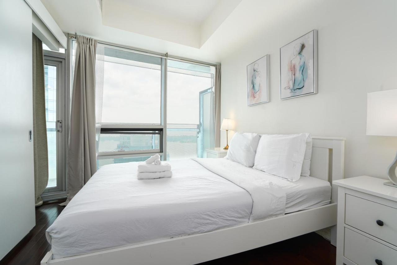 Downtown Toronto Scotiabank Arena, Rogers Centre, Union Station, Cn Tower Hotell Exteriör bild
