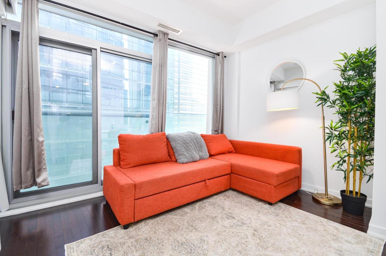 Downtown Toronto Scotiabank Arena, Rogers Centre, Union Station, Cn Tower Hotell Exteriör bild