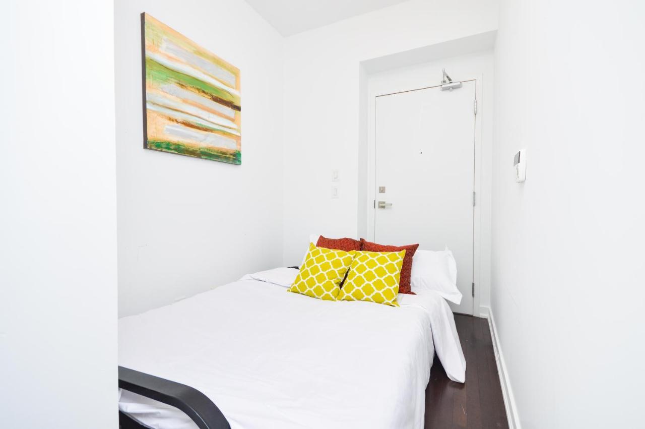 Downtown Toronto Scotiabank Arena, Rogers Centre, Union Station, Cn Tower Hotell Exteriör bild